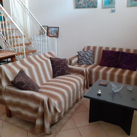 Tzil Home Kyparissia Exterior photo